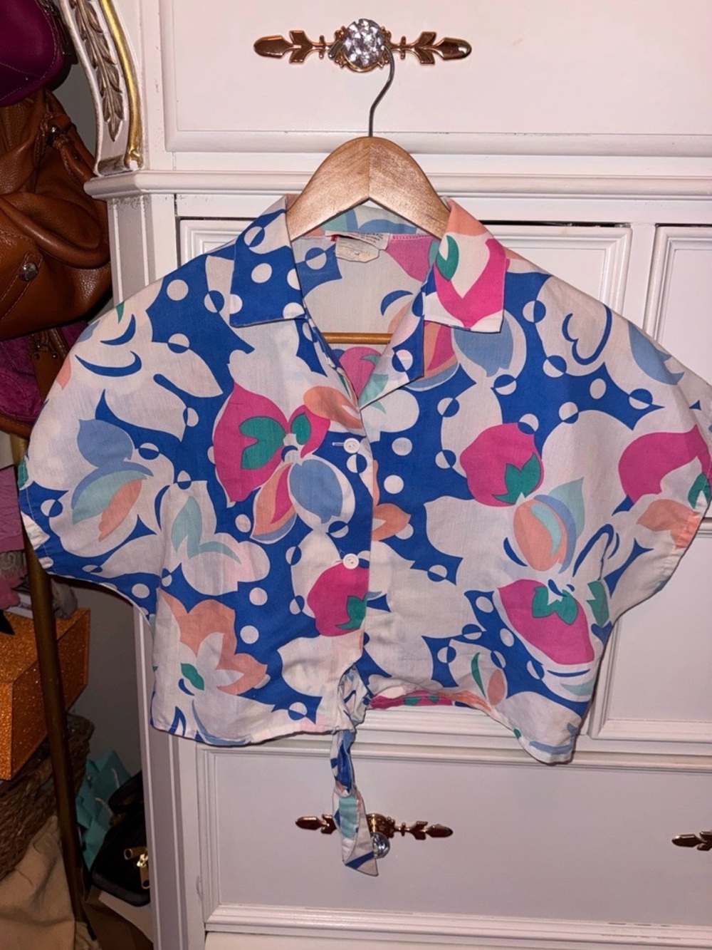 Vintage late 80’s/early 90’s Floral Tie-Front Cropped Button-Up Top — Blue/Pink